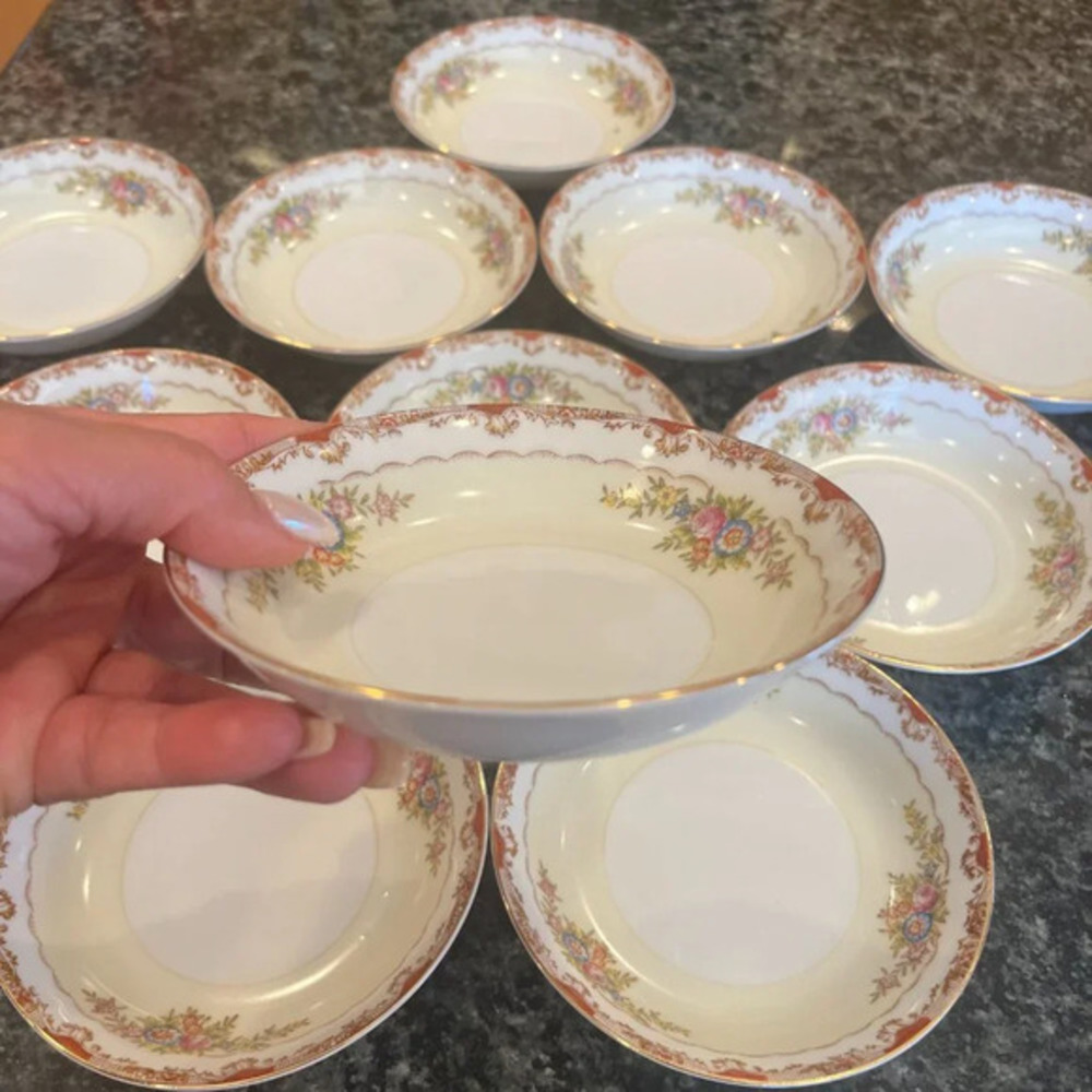 Vintage One PC Grace China Made In Japan Saucer 5" inches and 1" inch height
